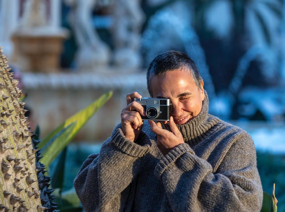 Cristina de Middel, con su minicámara de fotos