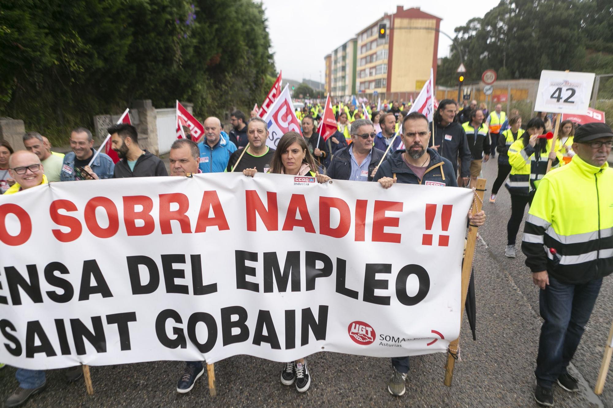 EN IMÁGENES: así transcurrió la marcha de los trabajadores de Saint-Gobain