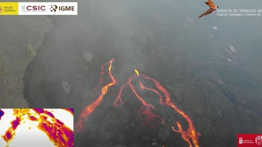 Un dron sobrevuela las coladas del nuevo volcán de La Palma y toma imágenes térmicas