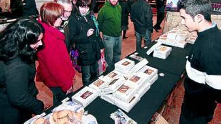 La Feria del Dulce Conventual de Cáceres pone a la venta más de 35.000 unidades