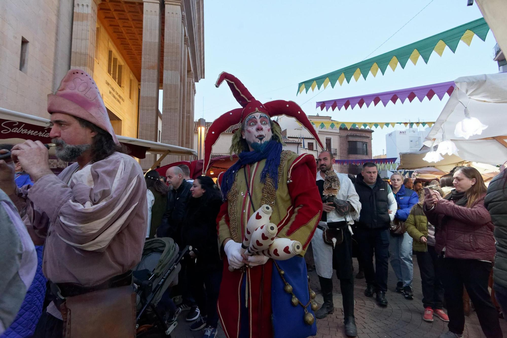 Todas las imágenes de la apertura del mercado medieval de Vila-real