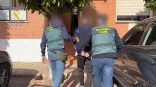 Desarticulado el grupo violento juvenil Blood que actuaba en la Feria de Sevilla