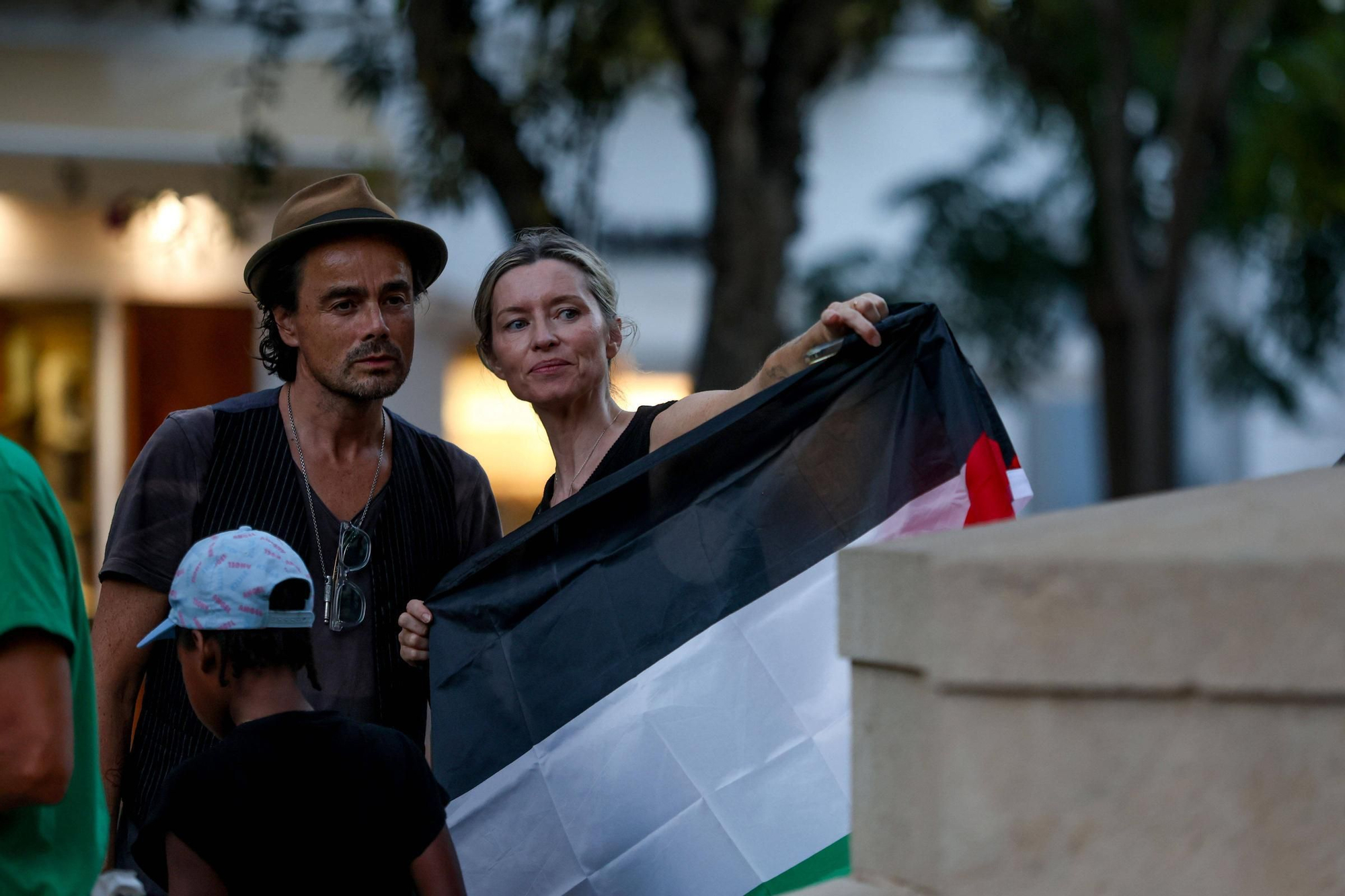 Concentración/Cacerolada convocada por la Plataforma de Solidaridad con el Pueblo Palestino bajo el lema Stop Holocausto Palestino