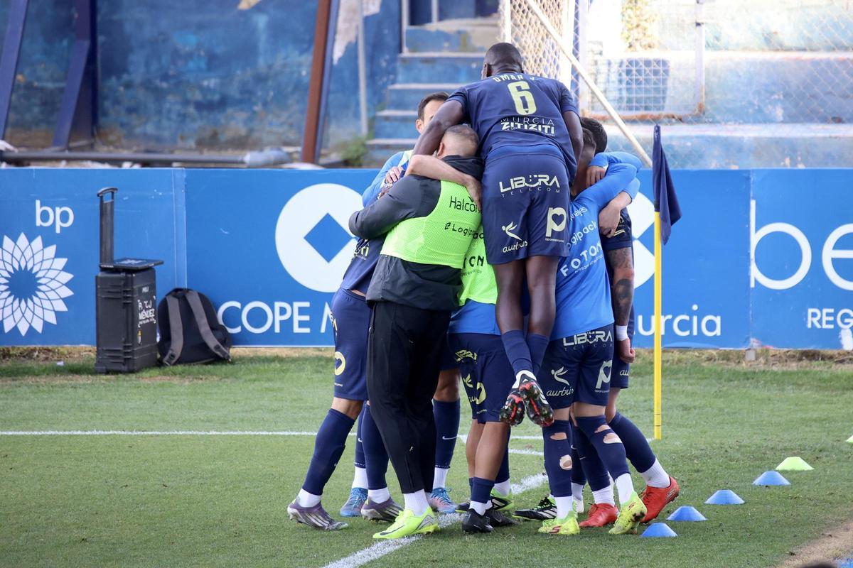La victoria del UCAM Murcia frente al Recreativo de Huelva, en imágenes