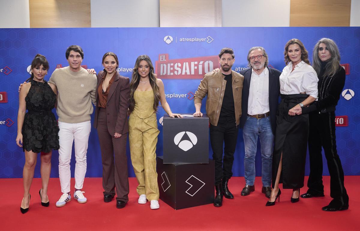 Mónica Cruz, Pablo Castellano, Chenoa, Marta Díaz, Adrián Lastra, Pepe Navarro, Mar Flores y Mario Vaquerizo, concursantes de El desafío.