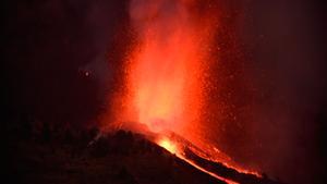 El magma del volcà de La Palma continua deformant el terreny malgrat la ruptura de l’erupció