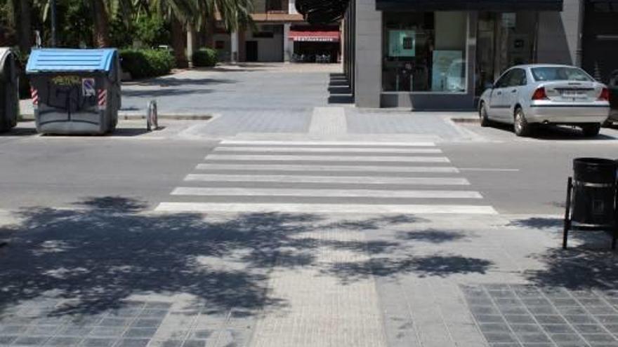 Urbanismo adapta once pasos peatonales