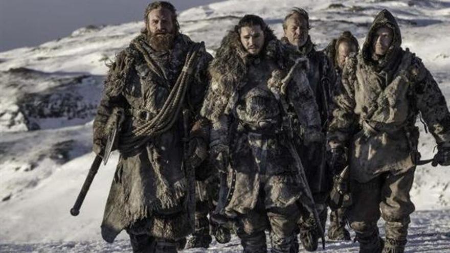 Jon Nieve, Tormund, Jorah Mormont... Más allá del Muro.