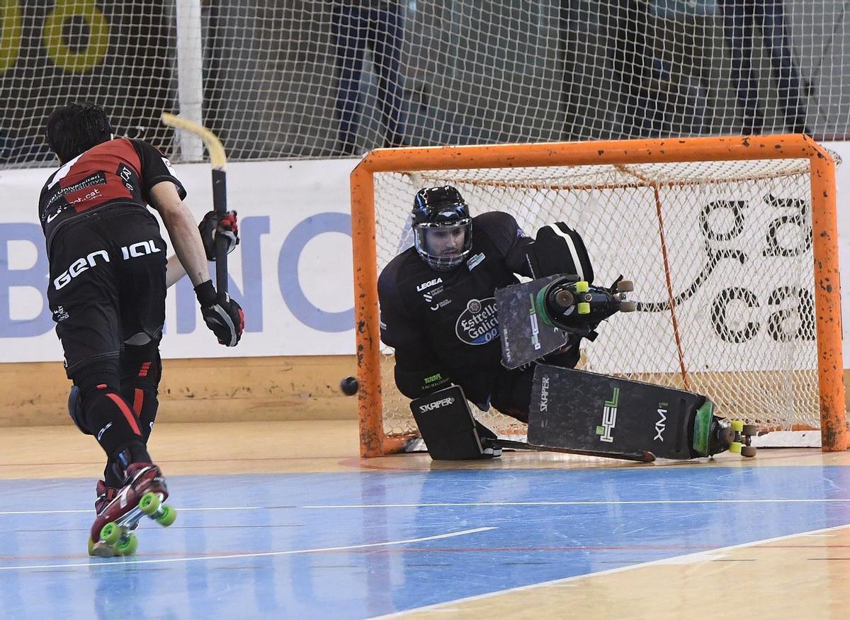 PARTIDO DE HOCKEY SOBRE PATINES DE LA OK LIGA DEPORTIVO LICEO - PHC SANT CUGAT DISPUTADO EN EL PALACIO DE LOS DEPORTES DE RIAZOR.. TEMPORADA 2018 / 2019.