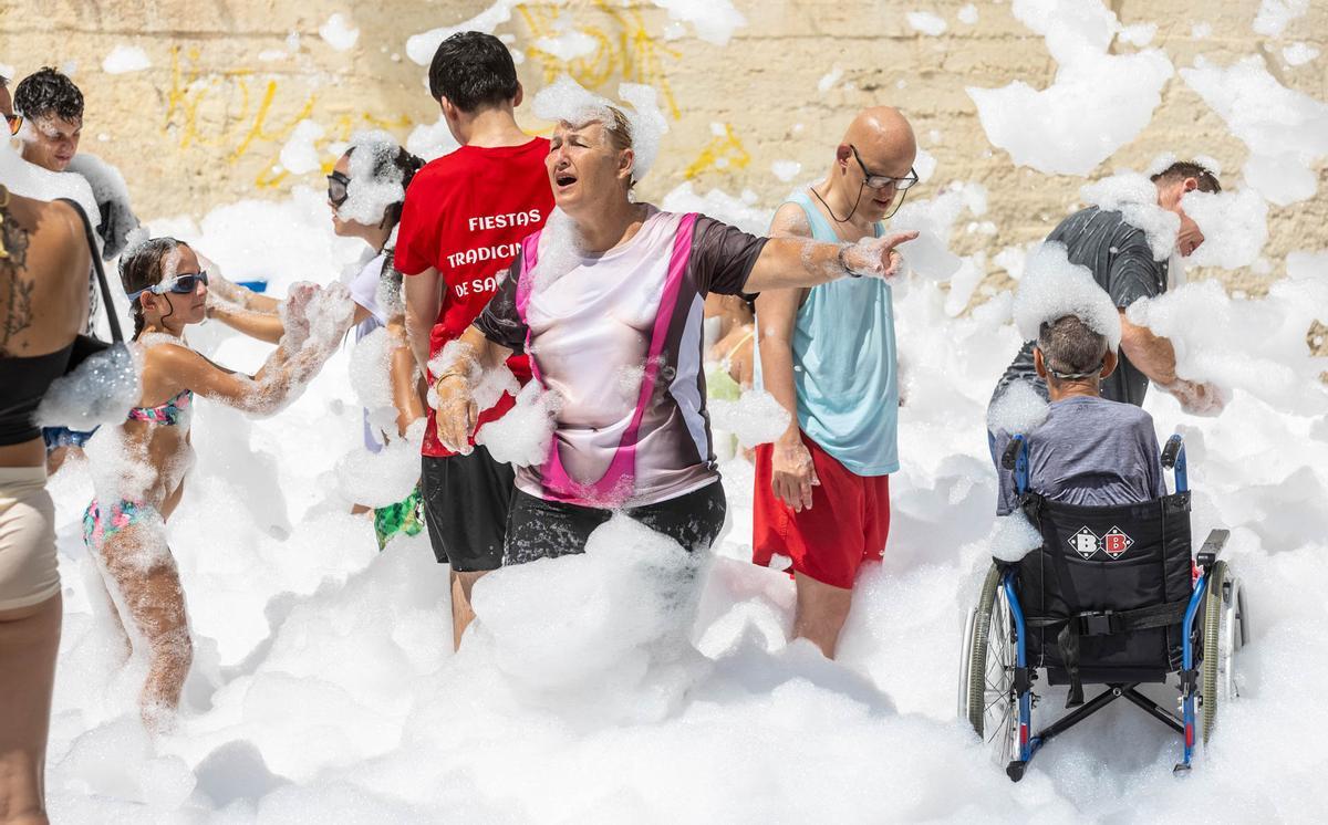 Las imágenes de la banyà de las fiestas de San Roque