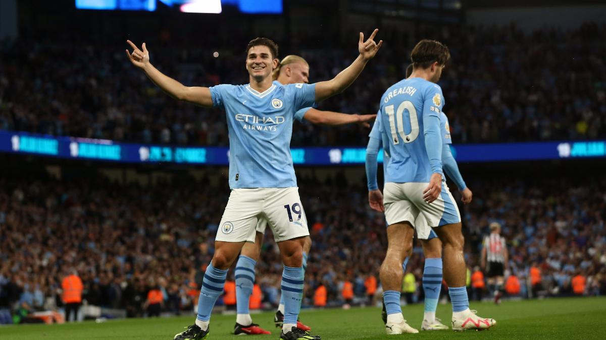 Julián Álvarez celebra su gol frente al Newcastle
