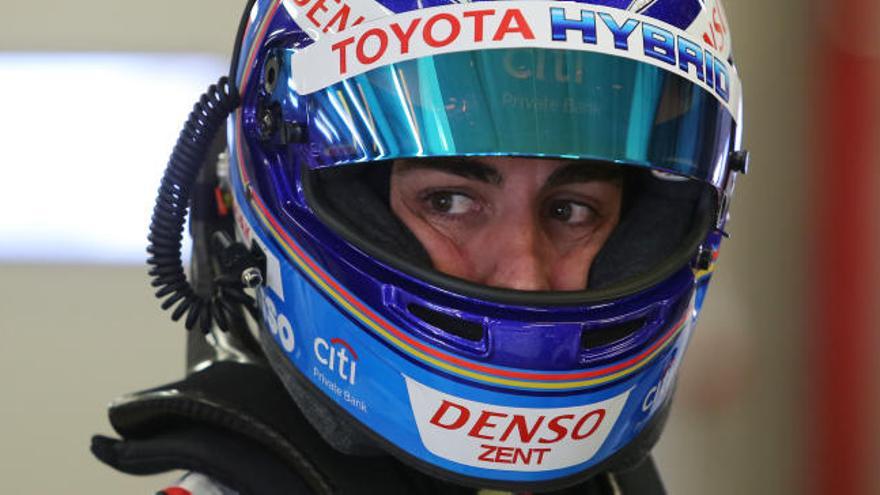 Fernando Alonso, en un entrenamiento con Toyota para el WEC.