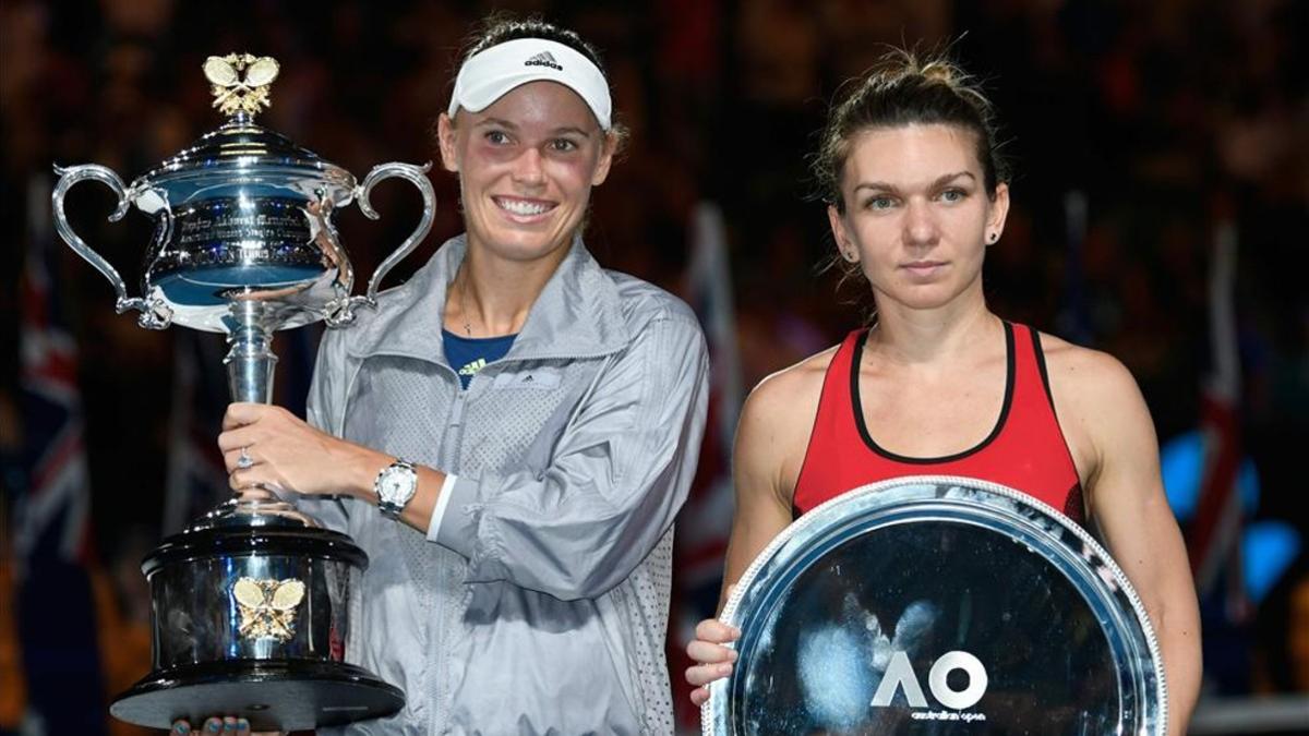 Caroline Wozniacki alza su primer Grand Slam en Australia