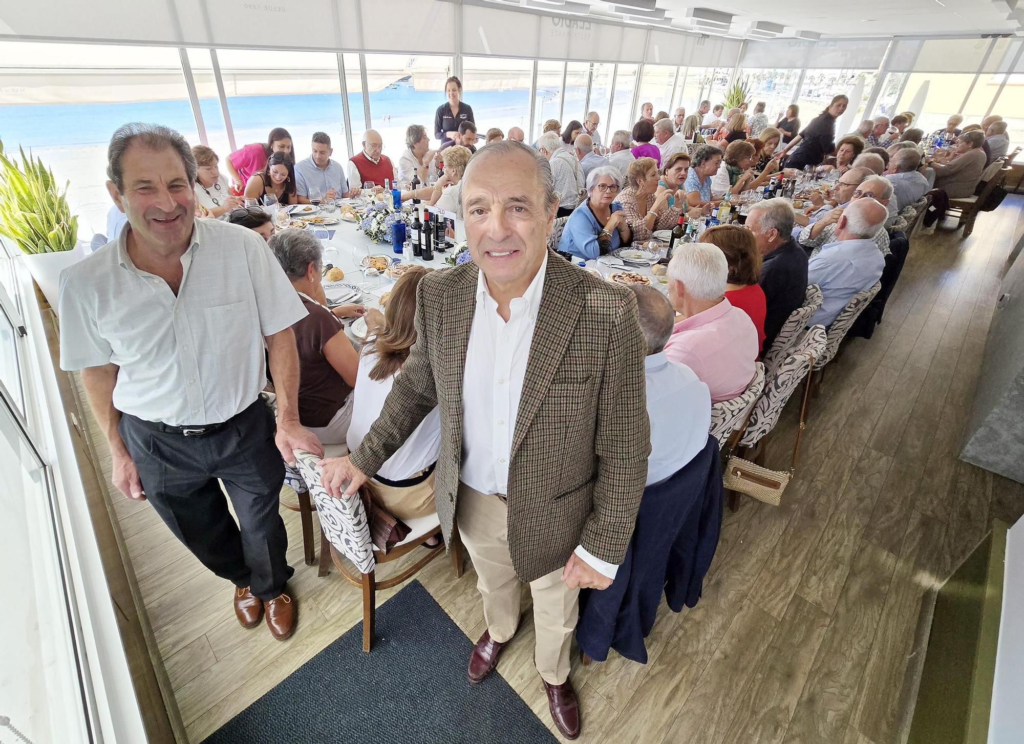 Homenaje al médico Tomás Rodríguez Cayazzo por sus pacientes en Panxón