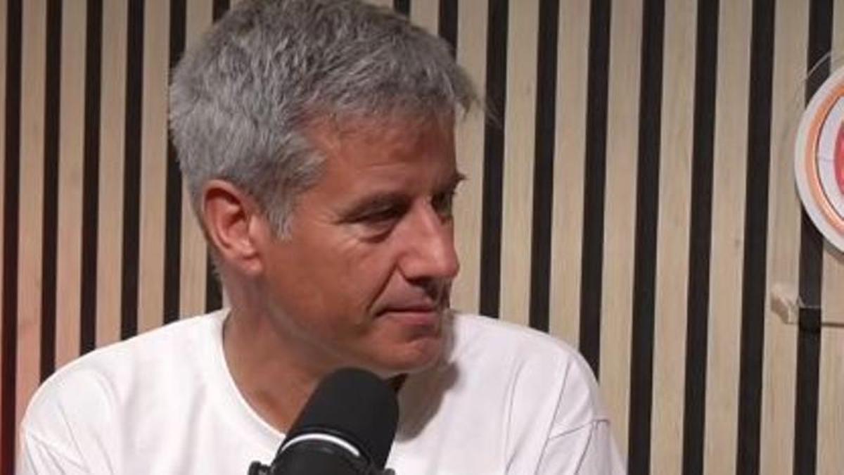 Nico Abad recuerda el papel de la ibicenca María Matutes, la novia de Jorge Martín, en el momento más difícil del piloto