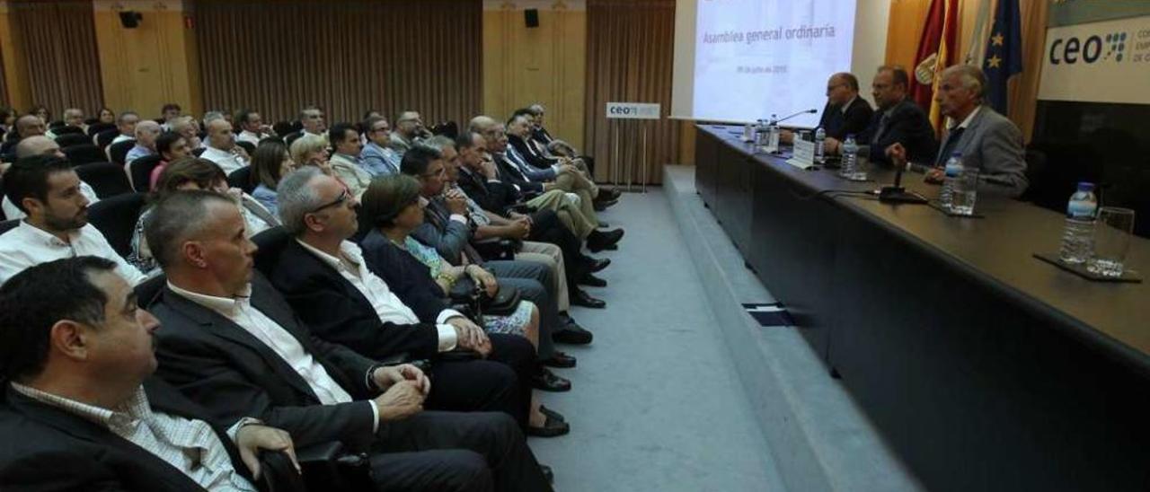 Clausura de la asamblea general ordinaria de la CEO celebrada el día 9 de julio de 2015 en esta ciudad. // Jesús Regal