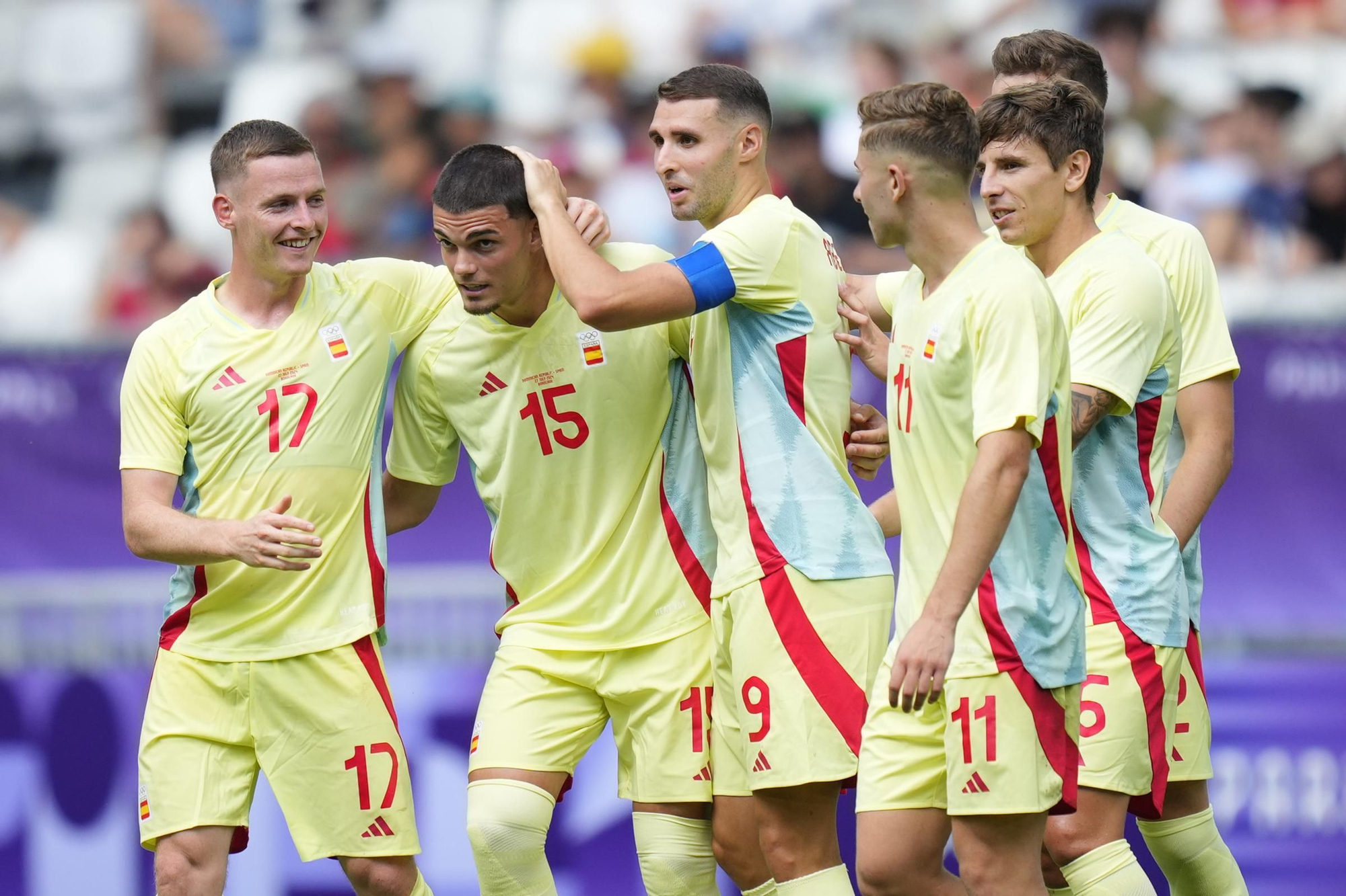 España, a cuartos tras vencer a República Dominicana (1-3)