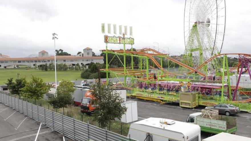 Instalaciones de la «Semana negra» en el campus, en la edición de 2011.