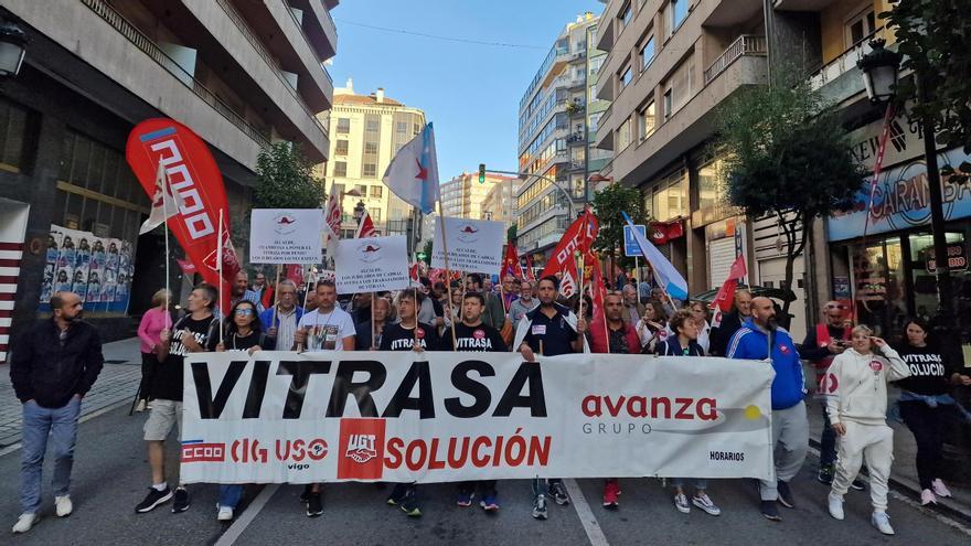 Los trabajadores de Vitrasa colapsan Vigo por un convenio que nunca llega