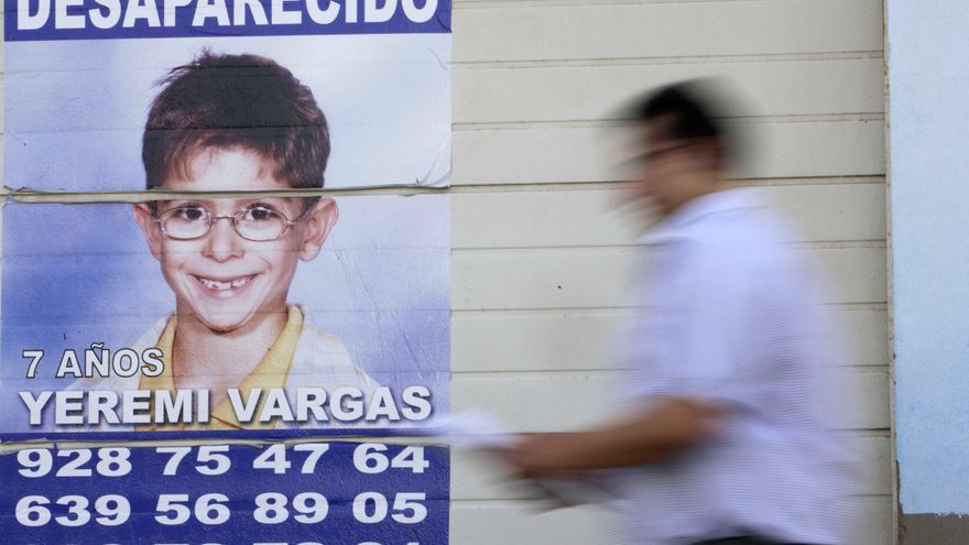 Cartel con la desaparición del niño Yéremi Vargas.