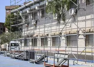 Alicante vuelve a las aulas ya sin amianto pero con nulos avances en el Plan Edificant