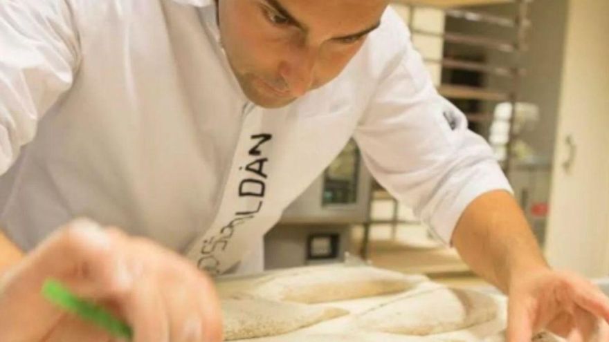 De Córdoba a toda España: esta es la panadería 'online' donde se puede probar la obra del 'Panadero Mundial de 2025', José Roldán
