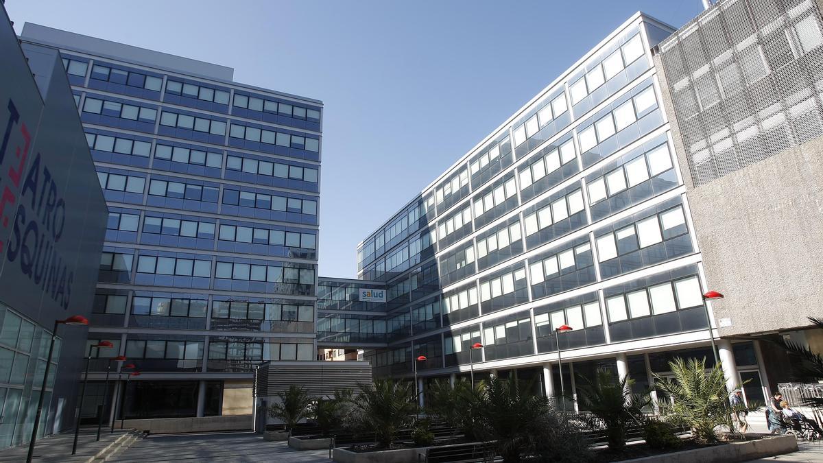 La sede del Servicio Aragonés de Salud, en la plaza de la Convivencia de Zaragoza.