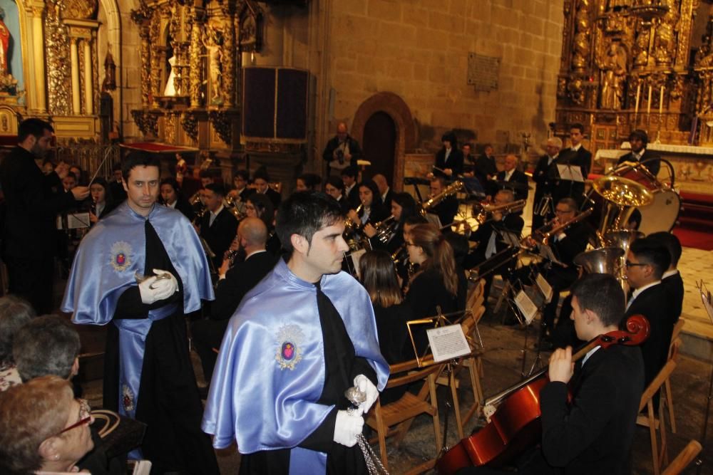 El pregón de Jesús Graña y las Marchas Procesionarias inuguran el preámbulo de la Semana Santa canguesa