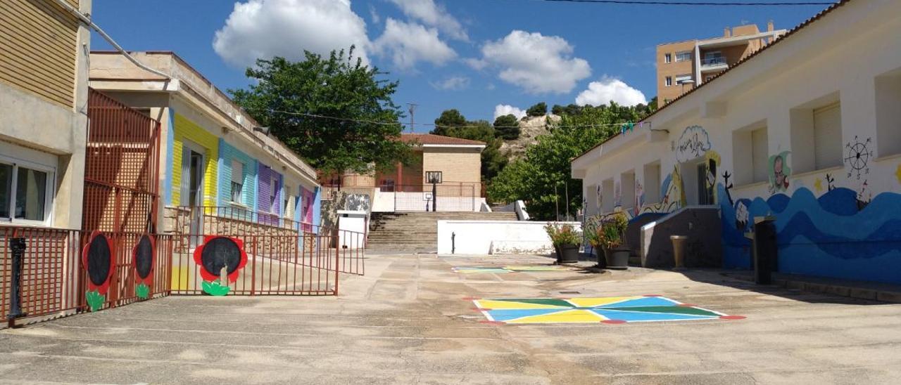 El colegio público Cristòfol Colom de Xixona.