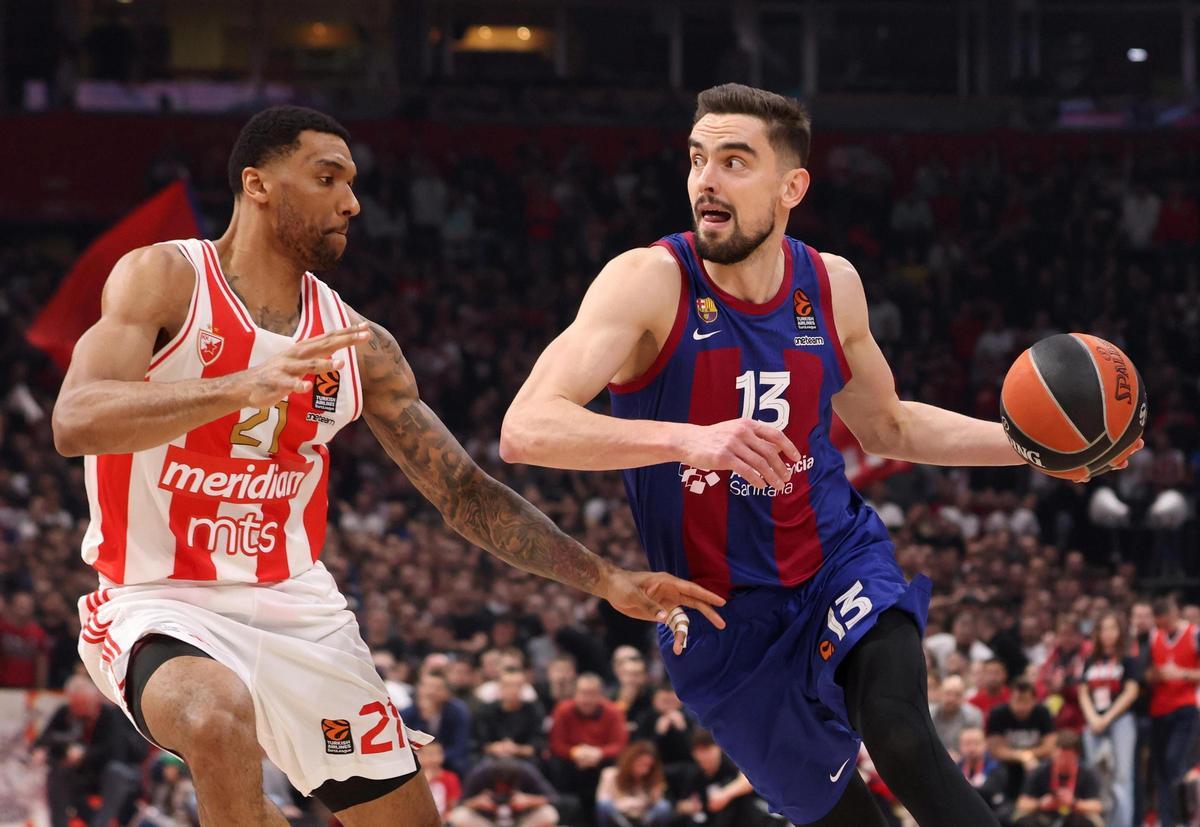 Bolomboy trata de frenar una acción ofensiva de Satoransky