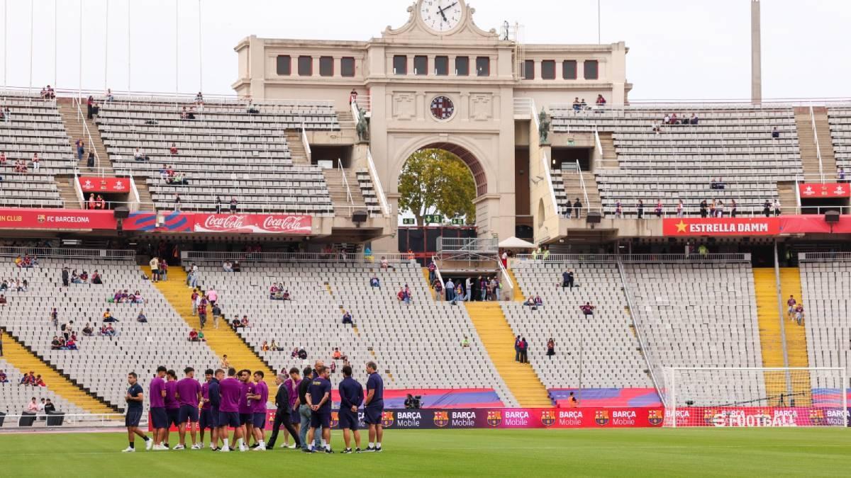Imagen de Montjuïc durante la previa del Barça-Real Sociedad