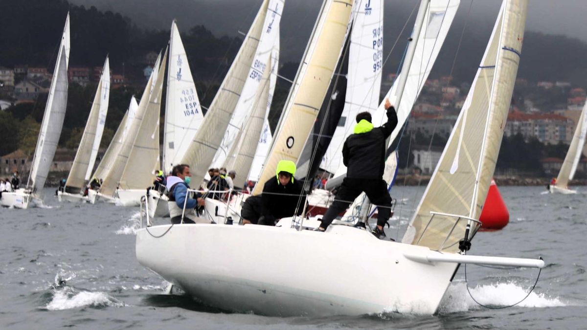 Okofen de Javier Gándara, ha confirmado su participación en el Campeonato Ibérico de J80.