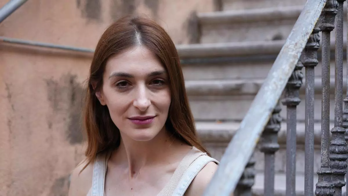 Laura Gost publica la distopia pertorbadora ‘El preu de néixer’