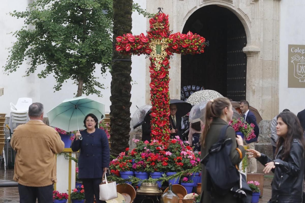 Fotogalería / El Huerto, Cañero y Los Emires ganan el concurso de Cruces