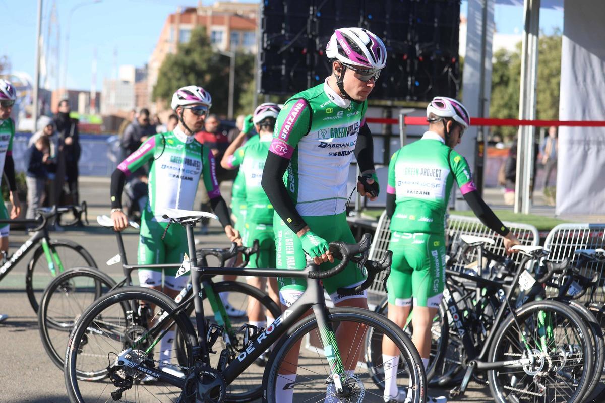 Salida de la Clàssica Ciclista Comunitat Valenciana 1969. Gran Premi València