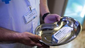 Empieza la vacunación del virus del papiloma humano en chicos de hasta 18 años