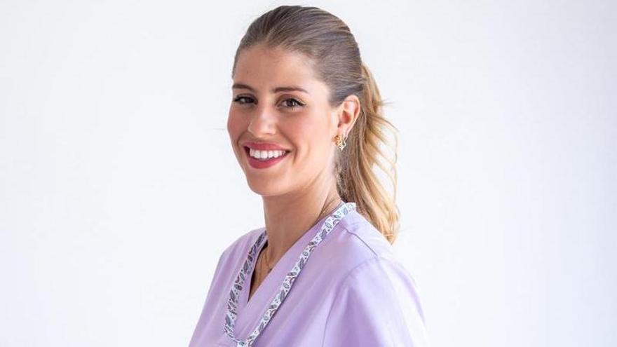 @Enfermerarubia: "Las enfermeras no somos unas simples pinchaculos ni secretarias de nadie"