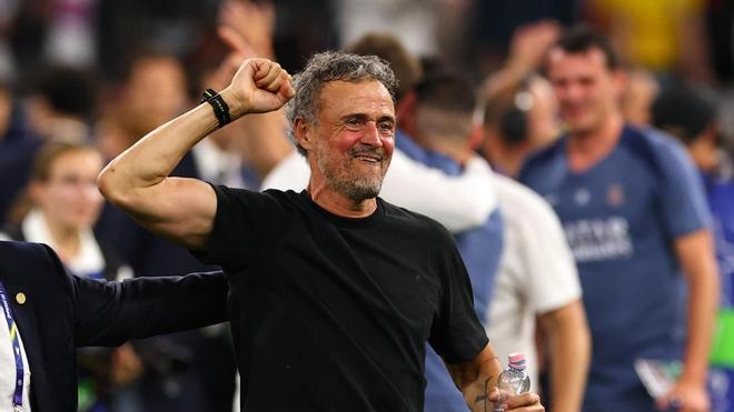 Los 37 trofeos de Luis Enrique Martínez, desde Mercaplana a Budapest: Xeitosa, Sporting de Gijón, Real Madrid, Barcelona, España...