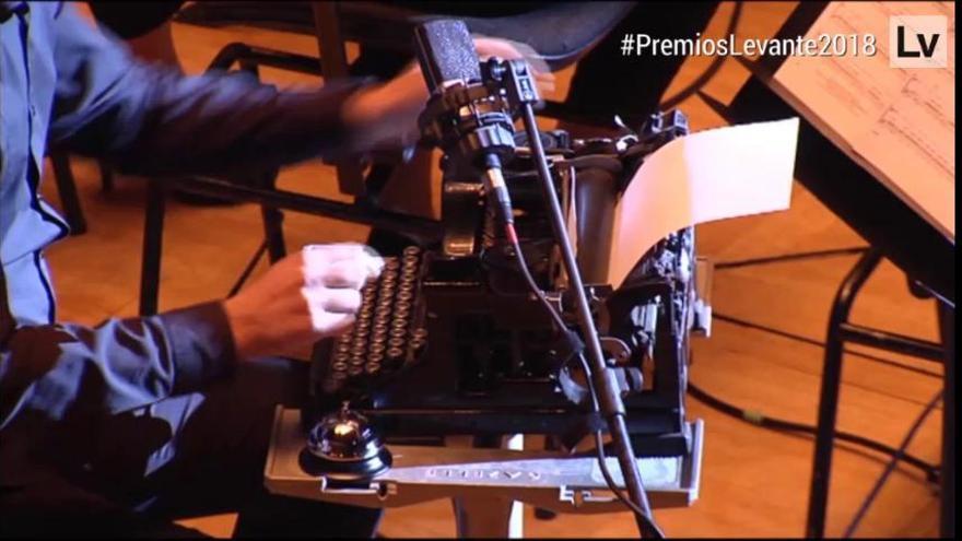 Una máquina de escribir, protagonista musical