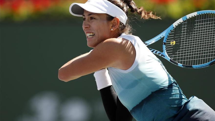 Garbiñe Muguruza, sólida en Indian Wells