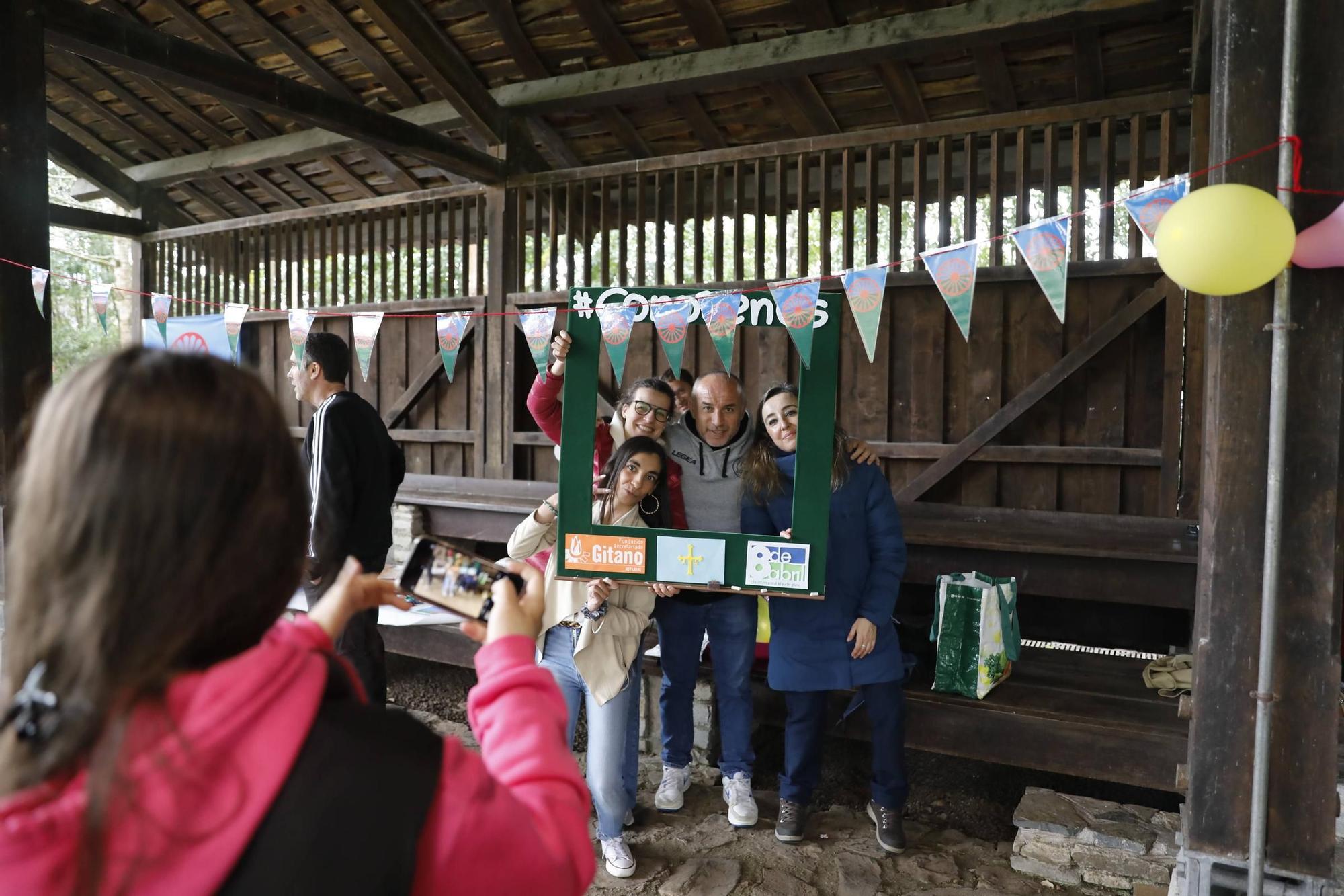 En imágenes: Así fue la celebración del Día Internacional del Pueblo Gitano en el Museo del Pueblo de Asturias, en Gijón