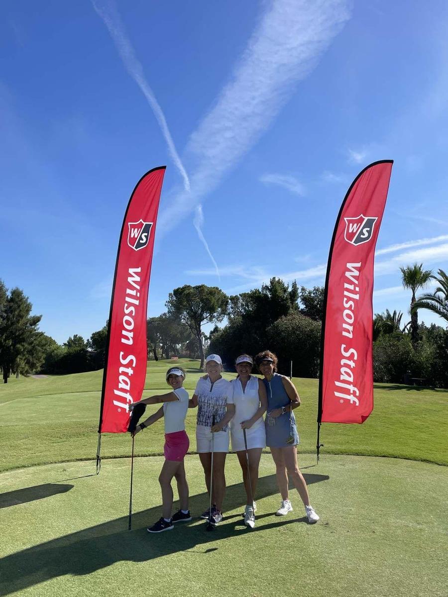 Jugadoras del 'Circuito Woman Golf' del Real Club Sevilla Golf