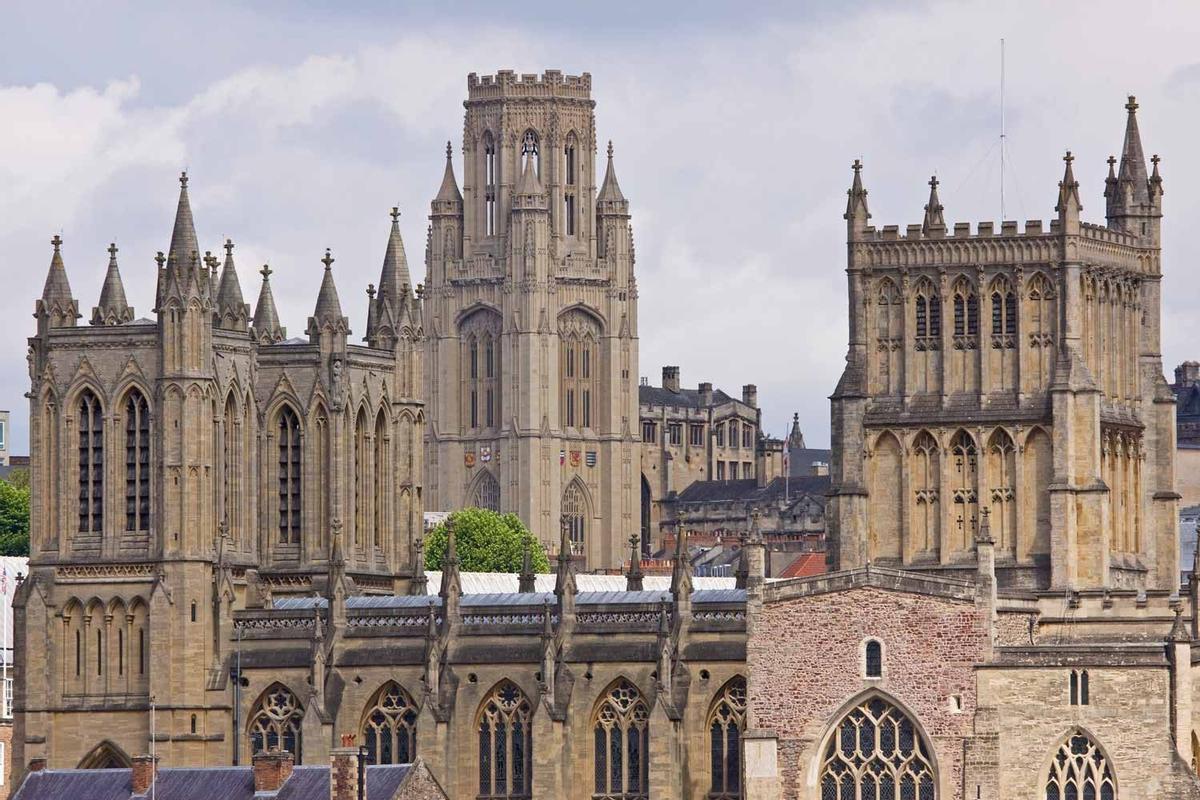 Torres de la Universidad y de la Catedral en Bristol