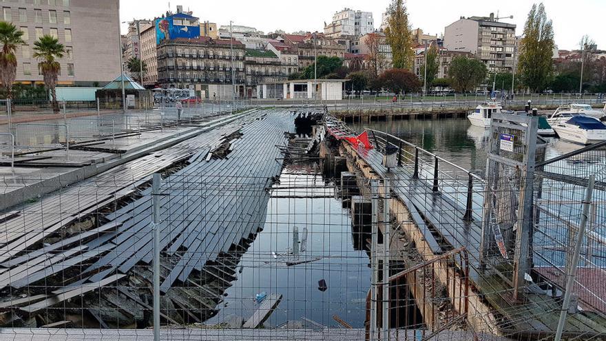 Zona del accidente de O Marisquiño en el Paseo de As Avenidas // Marta G. Brea