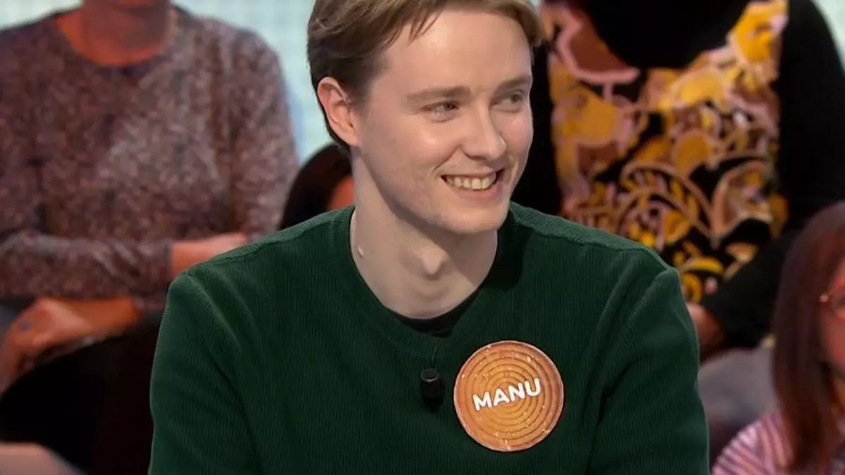 Este es el trabajo real de Manu de 'Pasapalabra' fuera del concurso