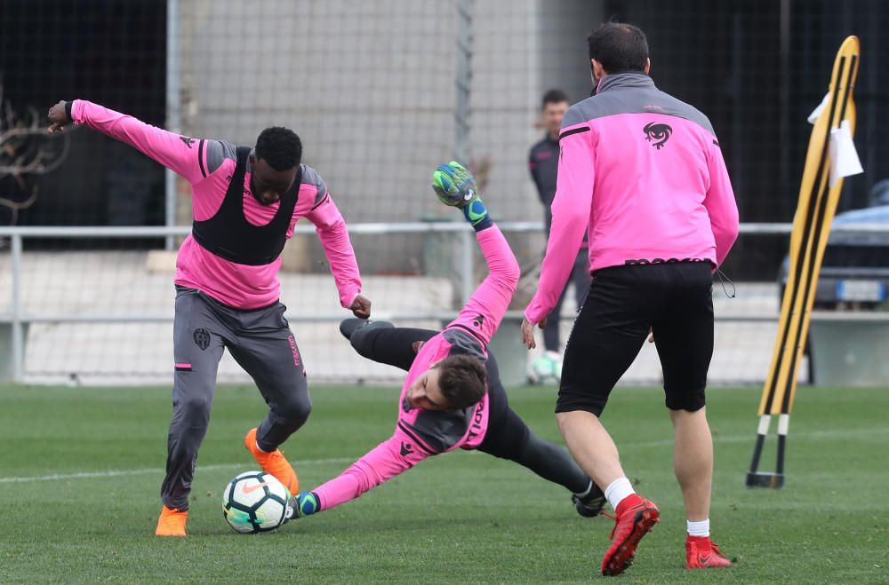 Entrenamiento del Levante UD (13-03-2018)