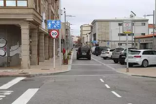 A Illa de Arousa regula o tráfico no seu centro urbano