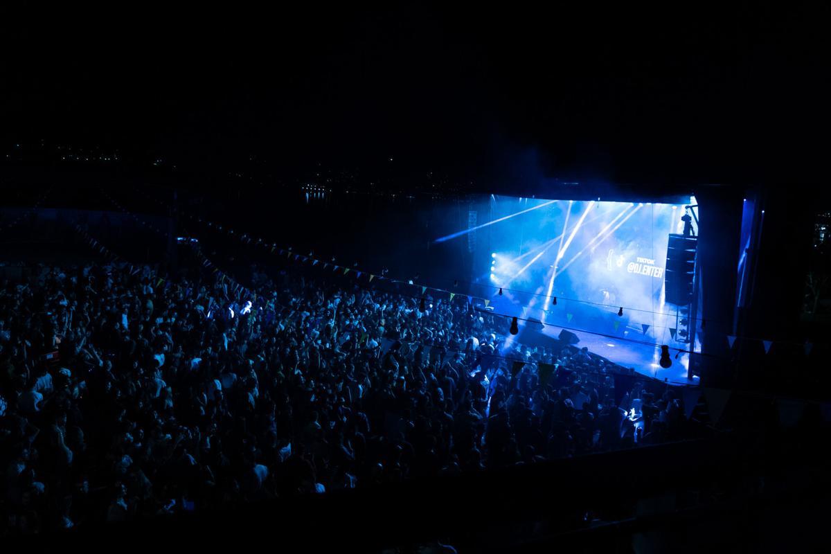 Una edición anterior del Fuego Fest en la Alameda moañesa.