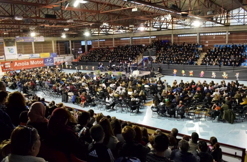 Més de 750 alumnes de quart de primària canten a Igualada