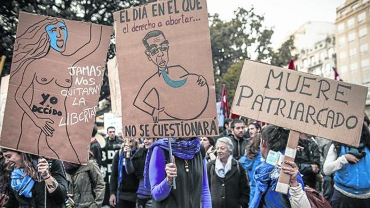En defensa de un derecho 8Manifestación contra la restricción proyectada por el PP, el pasado mes de marzo en Valencia.